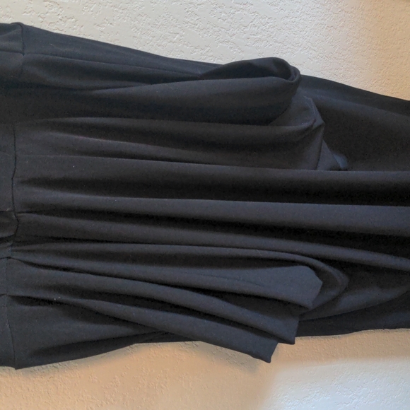 BCBGeneration Women's Sleeveless Midi Dress with Pockets, small - Picture 5 of 9